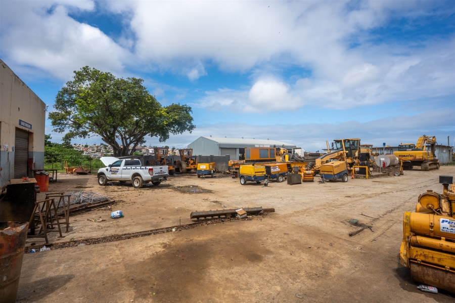 Commercial Property for Sale in Beacon Bay Eastern Cape